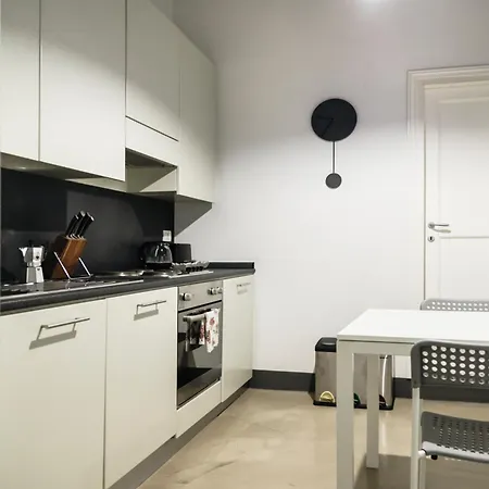 Stylish Loft In Monti Area, Near Colosseum Apartment